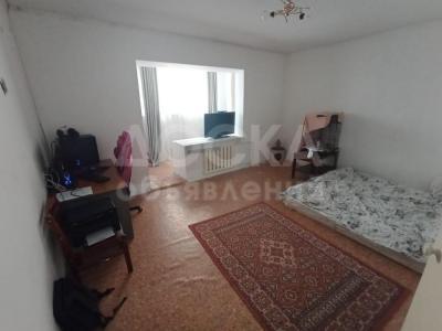 Продаю 1-комнатную квартиру, 39м2кв. м., этаж - 5/5, 10мкр.