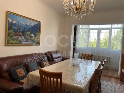 Продаю 4-комнатную квартиру, 80кв. м., этаж - 4/5, Гоголя/Бокомбаева с ремонтом частично с мебелью Цена 90.000$.