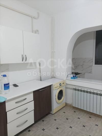 Продаю 2-комнатную квартиру, 52кв. м., этаж - 2/9,  Абдрахманова 101 пересекает Боконбаева .