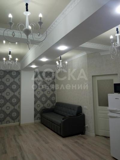 Продаю 2-комнатную квартиру, 56кв. м., этаж - 4/10, Алматинская Медерова .