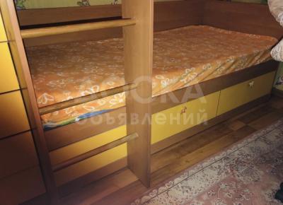 Продается двухъярусная детская кровать