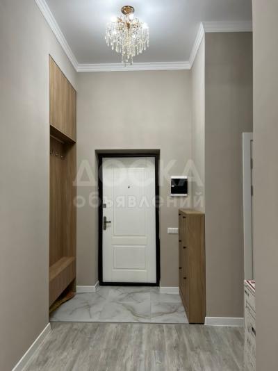 Продаю 3-комнатную квартиру, 103кв. м., этаж - 1/9,  Юж Магистраль\Алматинка.