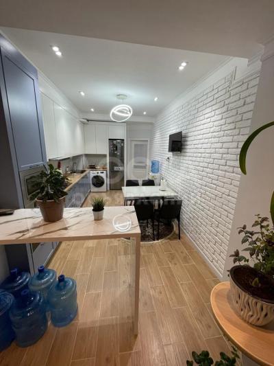 Продаю 2-комнатную квартиру, 82кв. м., этаж - 5/9, Джал 29.