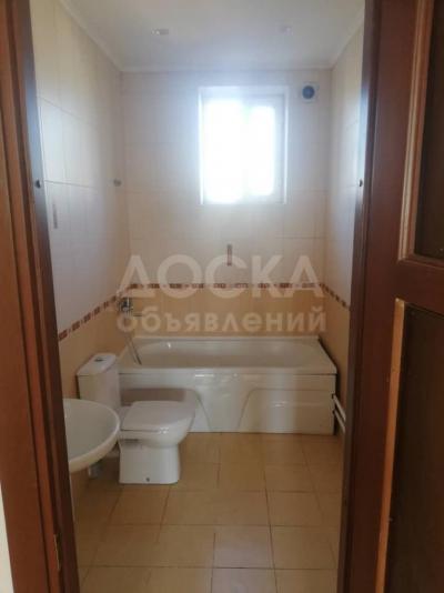 Продаю дом 6-ком. 352кв. м., этаж-3, 4.16-сот., стена кирпич, ул. Белорусская/Жигулевская.