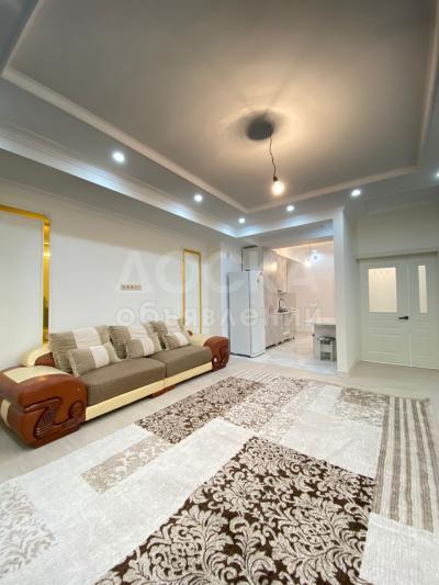 Продаю 2-комнатную квартиру, 71кв. м., этаж - 4/10, Фрунзе 571.