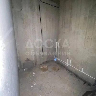 Продаю 1-комнатную квартиру, 45кв. м., этаж - 4/9, Ак Кеме.