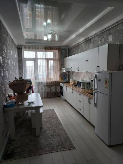 Продаю 1-комнатную квартиру, 57кв. м., этаж - 5/10, кок-жар ж-м.