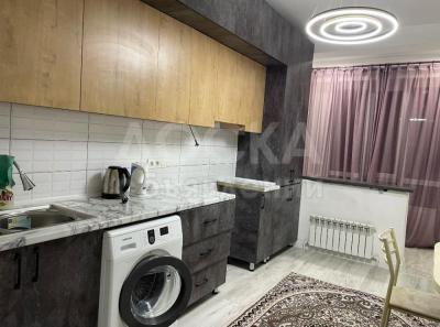 Продаю 2-комнатную квартиру, 73кв. м., этаж - 2/10, Уметалиева/Рыскулова.