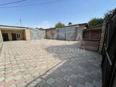 Продаю складское помещение 200кв. м., ул. Ленина, Кант.