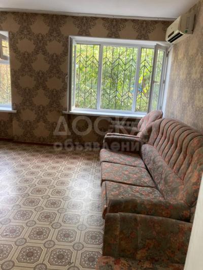 Продаю 3-комнатную квартиру, 53кв. м., этаж - 1/5, Панфилова .