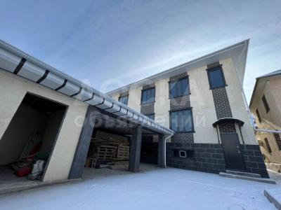 Продаю дом 4-ком. 195кв. м., этаж-2, 300-сот., стена кирпич, Арстанбап.