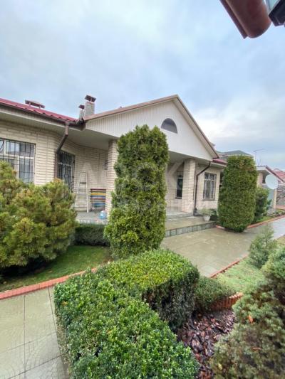 Продаю дом 4-ком. 173,1кв. м., этаж-1, 9-сот., стена кирпич, улица Тыналиева 26.