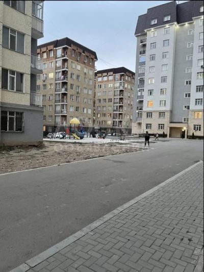 Продаю 2-комнатную квартиру, 71кв. м., этаж - 9/10, Тунгуч.