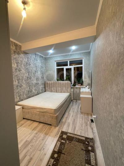 Продаю 2-комнатную квартиру, 57кв. м., этаж - 10/10, горького-белинская.