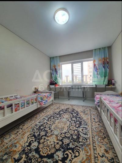 Продаю 3-комнатную квартиру, 85кв. м., этаж - 4/9, магистраль душанбинка.