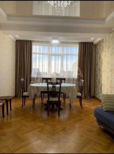 Продаю 3-комнатную квартиру, 113кв. м., этаж - 9/10,  Юж Магистраль\ Сухэ Батора.