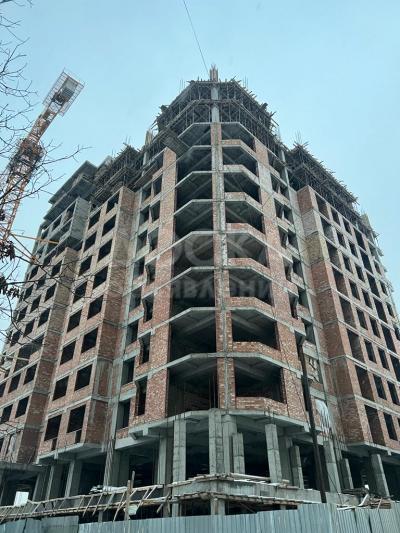 Продаю 3-комнатную квартиру, 120кв. м., этаж - 6/10, Элебаева\Кулатова.