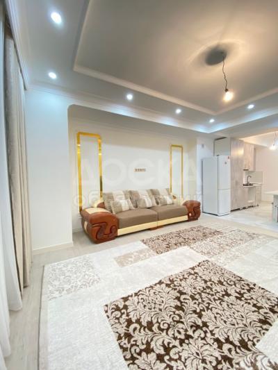 Продаю 2-комнатную квартиру, 70кв. м., этаж - 4/10, уметалиева\Фрунзе.