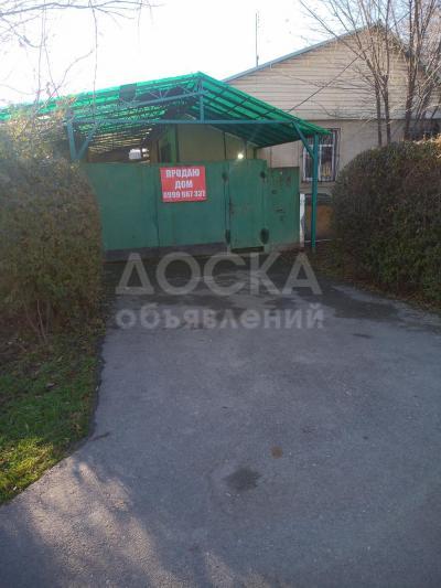 Продаю дом 4-ком. 100кв. м., этаж-1, 8-сот., стена саман, Максима Горького (2 мкр).