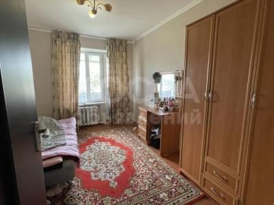 Продаю 3-комнатную квартиру, 65кв. м., этаж - 5/5, Калык Акиева/Рыскулова.