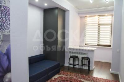 Продаю 3-комнатную квартиру, 93кв. м., этаж - 2/10, ул. Каралаева 38/1.