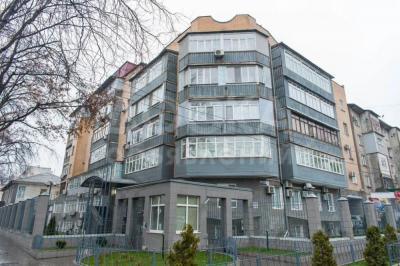 Продаю 3-комнатную квартиру, 86кв. м., этаж - 5/5, Московская/Калык Акиева, 3комн , свежий ремонт, 86м2, 5/5, 83000$, Тел:0502122020 .