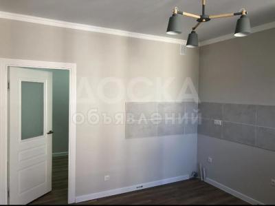 Продаю 3-комнатную квартиру, 85кв. м., этаж - 8/9,  Юж Магистраль Токтоналиева.