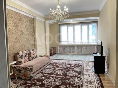 Продаю 2-комнатную квартиру, 79кв. м., этаж - 2/9, боконбаева \Исанова.