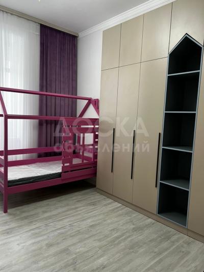 Продаю 3-комнатную квартиру, 103кв. м., этаж - 1/9, Магистраль\Алматинка.