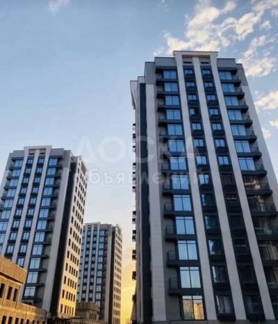 Продаю 2-комнатную квартиру, 80кв. м., этаж - 3/10,  Юж Магистраль\ Сухэ Батора.