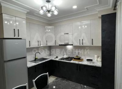 Продаю 1-комнатную квартиру, 48кв. м., этаж - 2/9,  Юж Магистраль Токтоналиева.