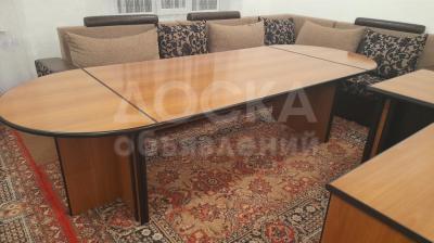 Продаю офисную мебель