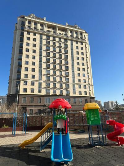 Продаю 3-комнатную квартиру, 112кв. м., этаж - 2/9, Магистраль/С. Батора .