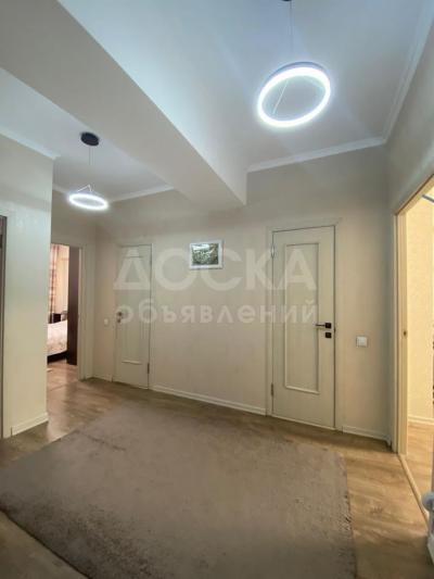 Продаю 3-комнатную квартиру, 74кв. м., этаж - 2/10, Льва Толстого.