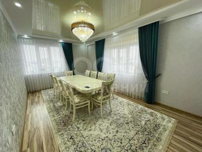 Продаю 3-комнатную квартиру, 100кв. м., этаж - 7/10, Средний Джал.