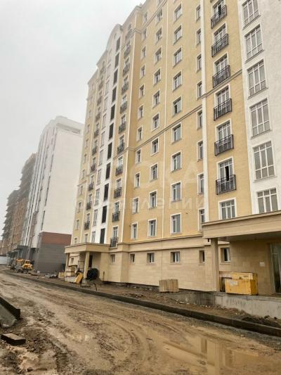 Продаю 1-комнатную квартиру, 39кв. м., этаж - 6/10,  Юж Магистраль\ Куттубаева.