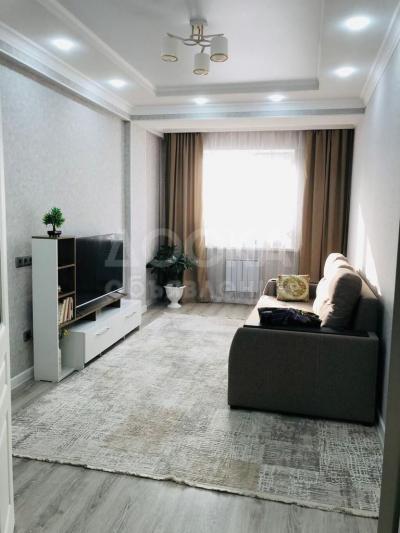 Продаю 1-комнатную квартиру, 42кв. м., этаж - 7/10, Уметалиева/Жумабека.