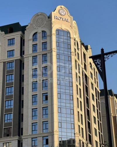 Продаю 1-комнатную квартиру, 50кв. м., этаж - 10/10,  Юж Магистраль\ пр Мира.