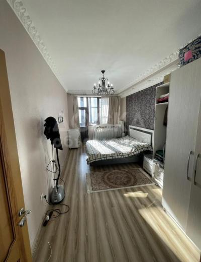 Продаю 2-комнатную квартиру, 89кв. м., этаж - 9/10, Панфилова\Фрунзе.