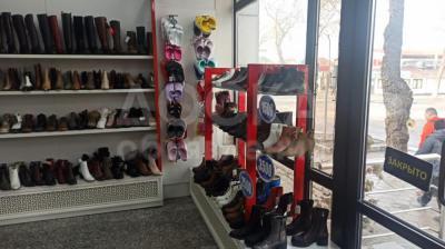 продаю обувной магазин