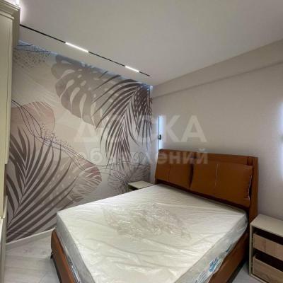 Продаю 2-комнатную квартиру, 62кв. м., этаж - 8/10, Карла Маркса .