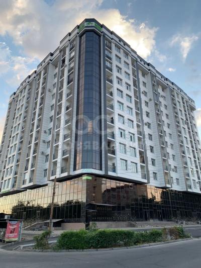 Продаю 2-комнатную квартиру, 70кв. м., этаж - 6/10, Уметалиева\Жумабека.