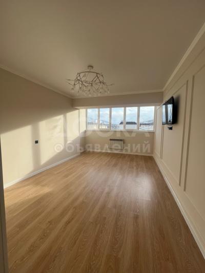 Продаю 2-комнатную квартиру, 70кв. м., этаж - 9/10, Магистраль\Алматинка.