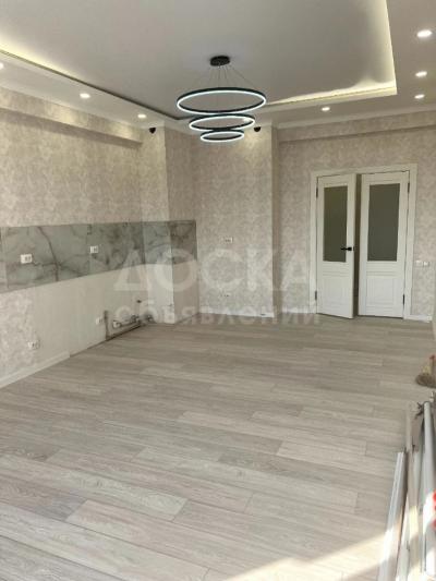 Продаю 2-комнатную квартиру, 58кв. м., этаж - 9/10, 7-мкр 71000$.