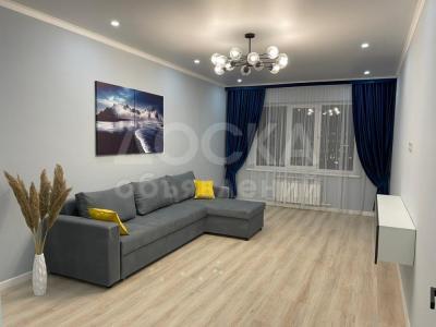 Продаю 2-комнатную квартиру, 70кв. м., этаж - 8/9,  Юж Магистраль Токтоналиева.