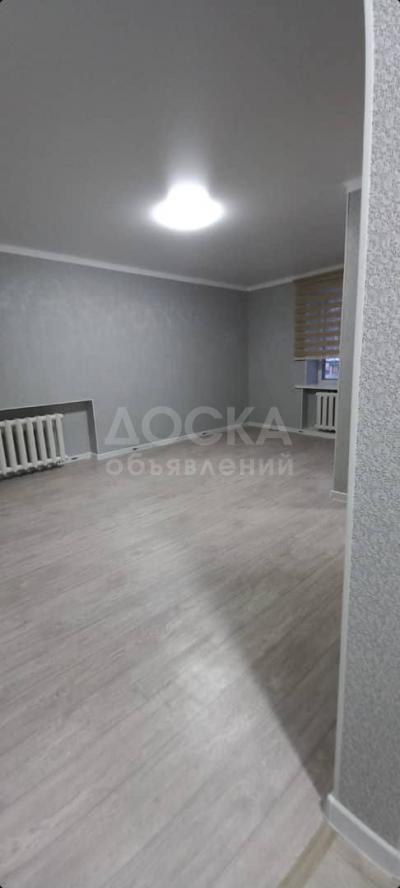 Продаю 1-комнатную квартиру, 30кв. м., этаж - 1/4, Политех .