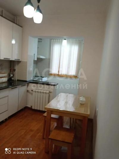 Продаю 3-комнатную квартиру, 62кв. м., этаж - 1/9, 6 мкр.