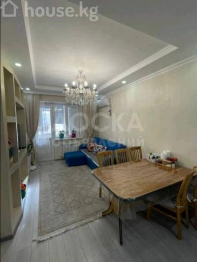 Продаю 4-комнатную квартиру, 78кв. м., этаж - 8/10, 7-й мкр..