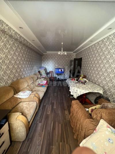 Продаю 2-комнатную квартиру, 65кв. м., этаж - 4/6, Бакаева Грибоедова.