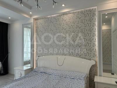 Продаю 3-комнатную квартиру, 103кв. м., этаж - 7/10,  Юж Магистраль\ Сухэ Батора.